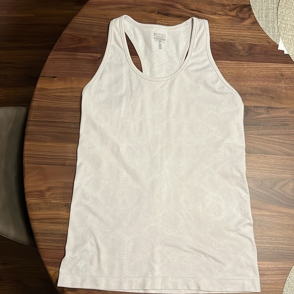 Athleta Speedlight Tank Size M Delicate Pink - Picture 1 of 5